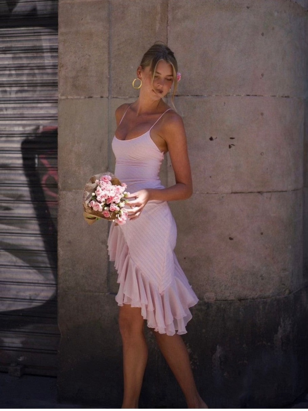 LUCIA RUFFLE DRESS PINK - Picture 4 of 5